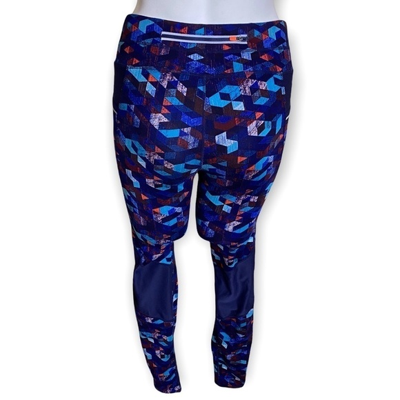 Athleta Womens Triangular Be Free Tights in Gem Size Small Side Pockets - Picture 5 of 10